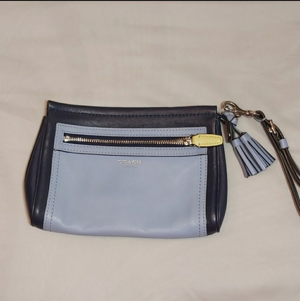 Coach leather wristlet clutch